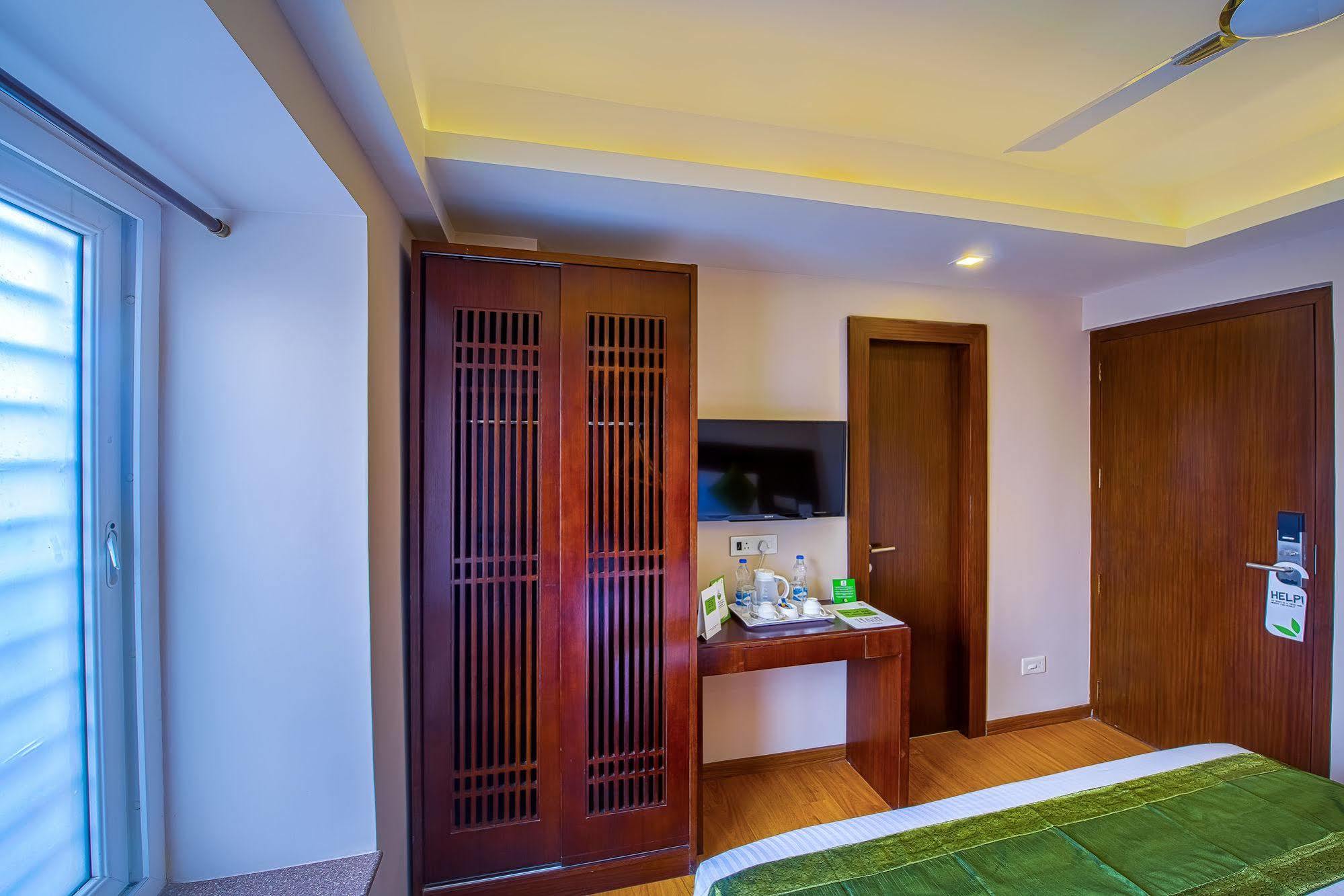 Treebo Vedanta Hotel Колката Екстериор снимка