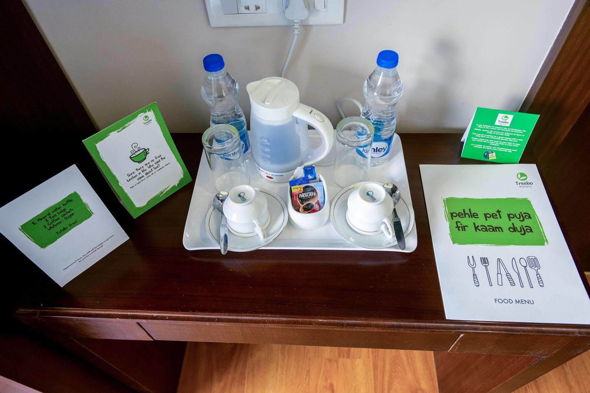 Treebo Vedanta Hotel Колката Екстериор снимка